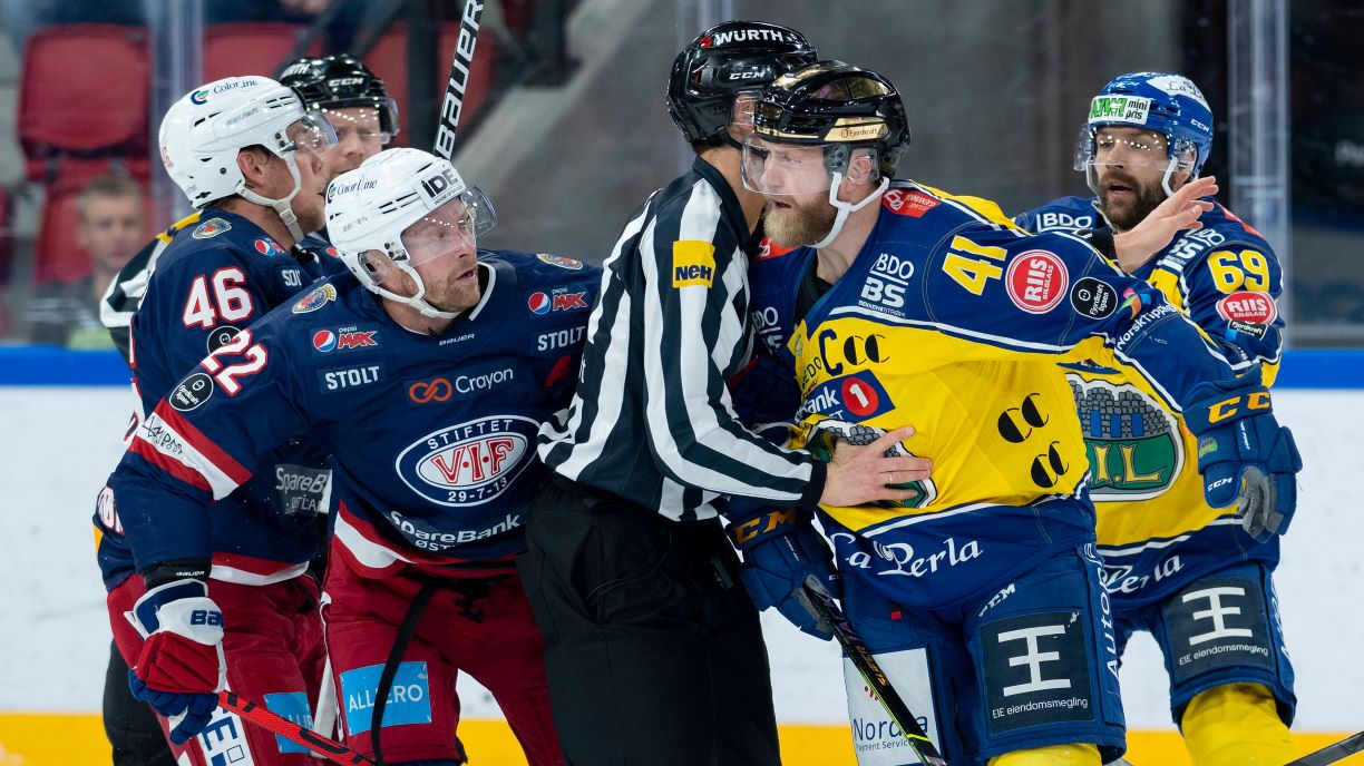 Allerede i kvartfinalene får vi servert klassikeren Vålerenga - Storhamar. Foto: Fredrik Hagen, Norges Ishockeyforbund.